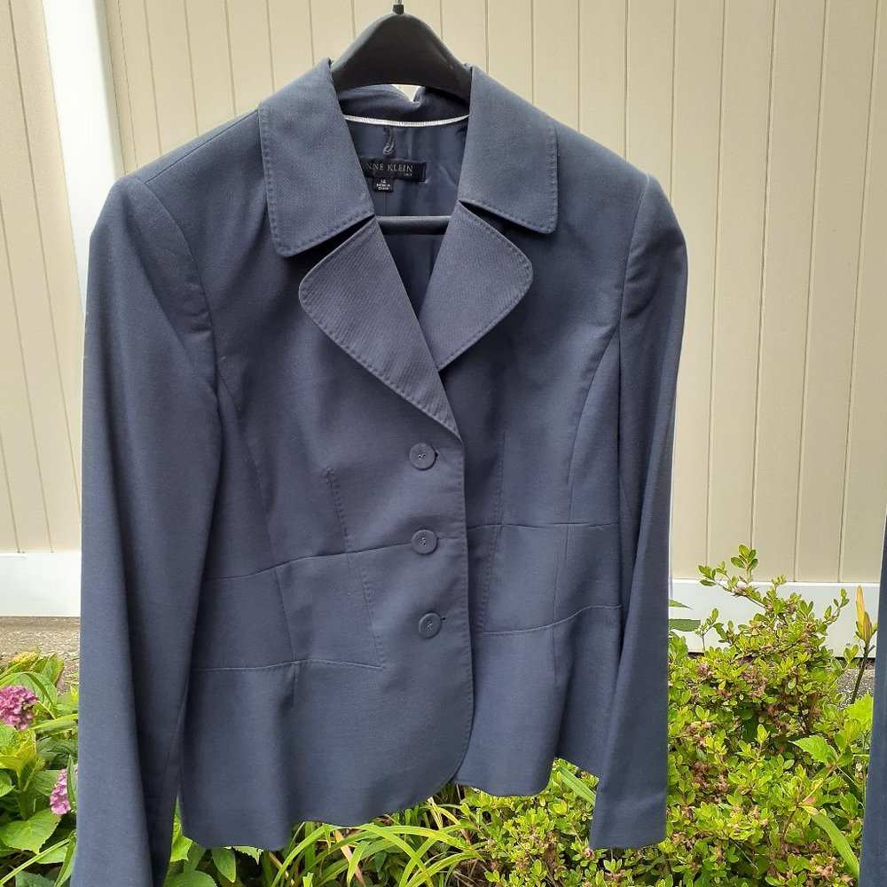 suit